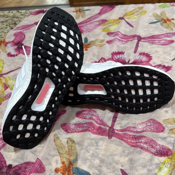 adidas Women's White Athletic Running Shoes - Picture 5 of 5